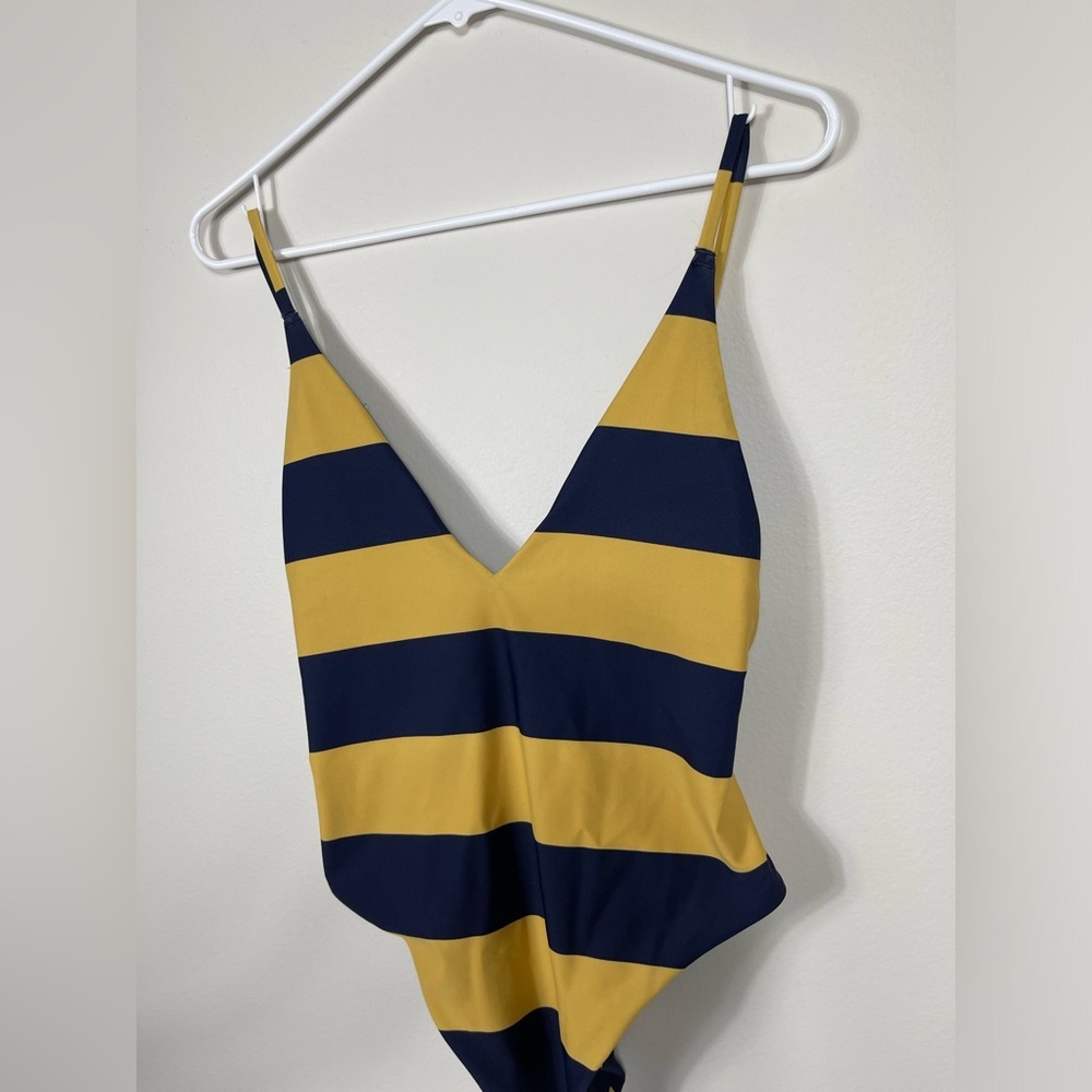 Aerie Deep V Swimsuit Yellow and Navy Size M - Picture 4 of 10